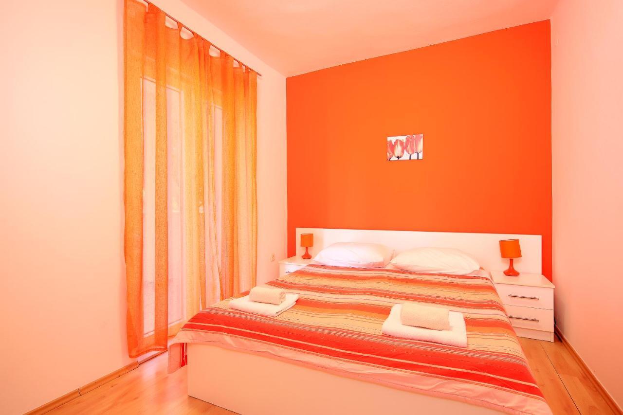 Apartments Lola Novalja Extérieur photo